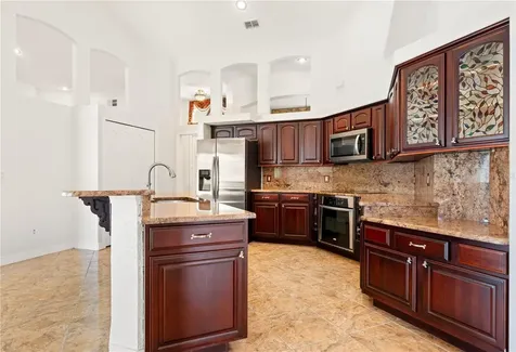 8022 Canyon Lake Circle Orlando FL 32835
