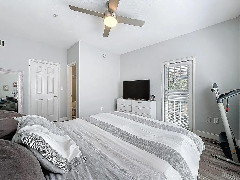 4340 Bayside Village Drive Tampa FL 33615