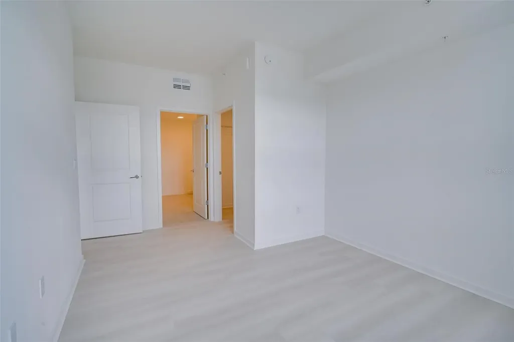 5587 Millenia Park Orlando FL 32839