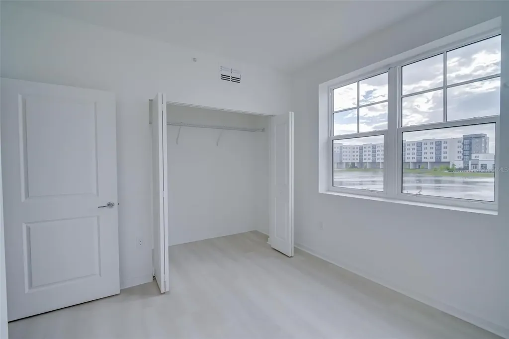 5587 Millenia Park Orlando FL 32839