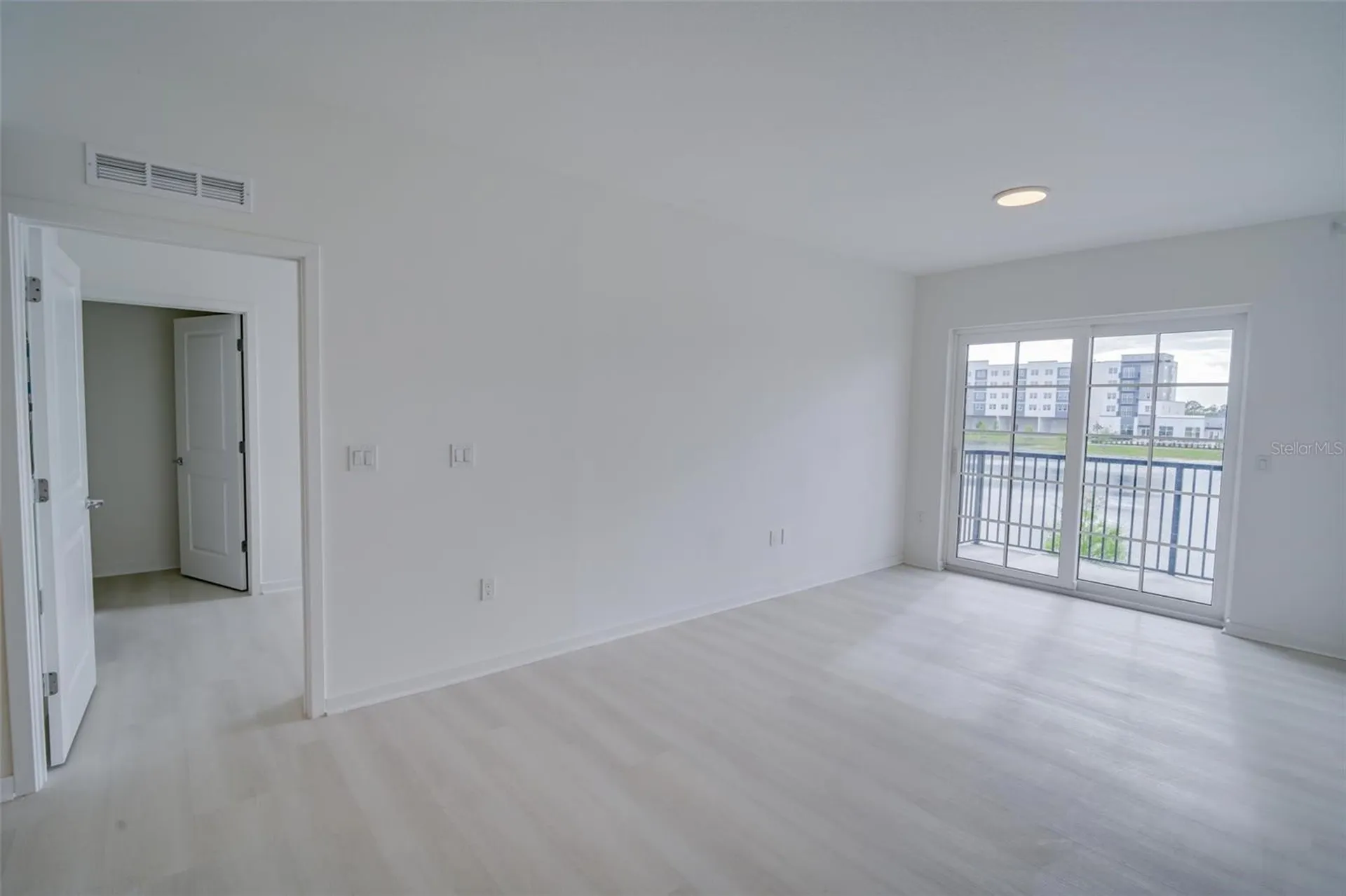 5587 Millenia Park Orlando FL 32839
