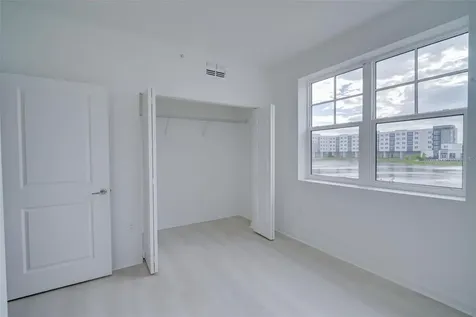 5587 Millenia Park Orlando FL 32839
