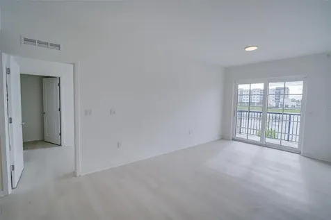 5587 Millenia Park Orlando FL 32839