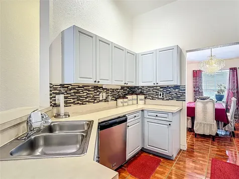 1910 Dolphin Drive Kissimmee FL 34759