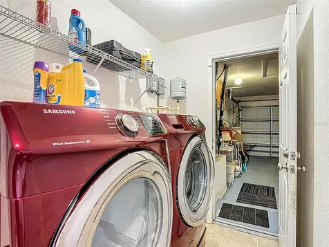 1910 Dolphin Drive Kissimmee FL 34759