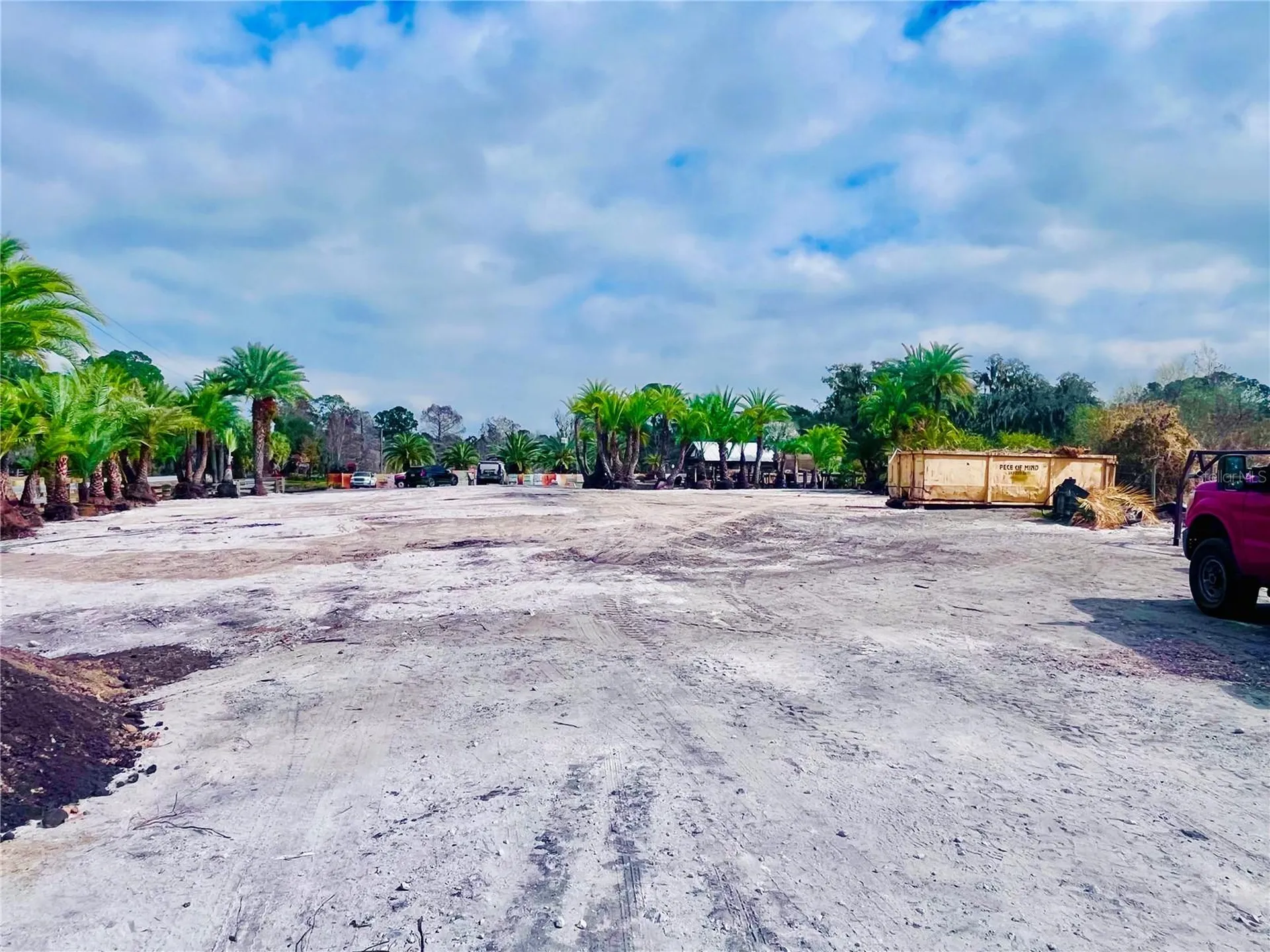 8440 County Road 48 Yalaha FL 34797