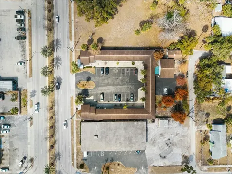 619 N Ridgewood Avenue Daytona Beach FL 32114