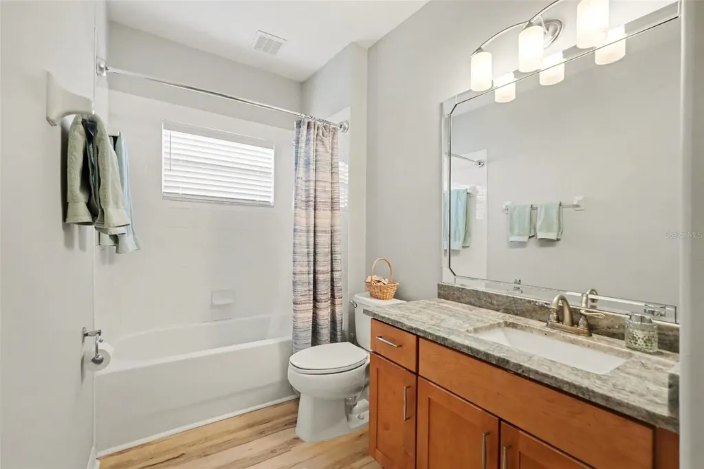 11201 Green Park Circle Tampa FL 33626