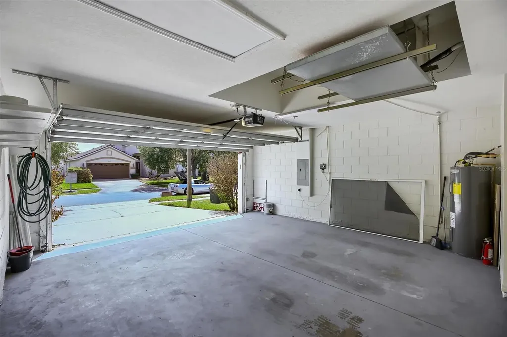 2709 Lucas Lakes Lane Kissimmee FL 34744