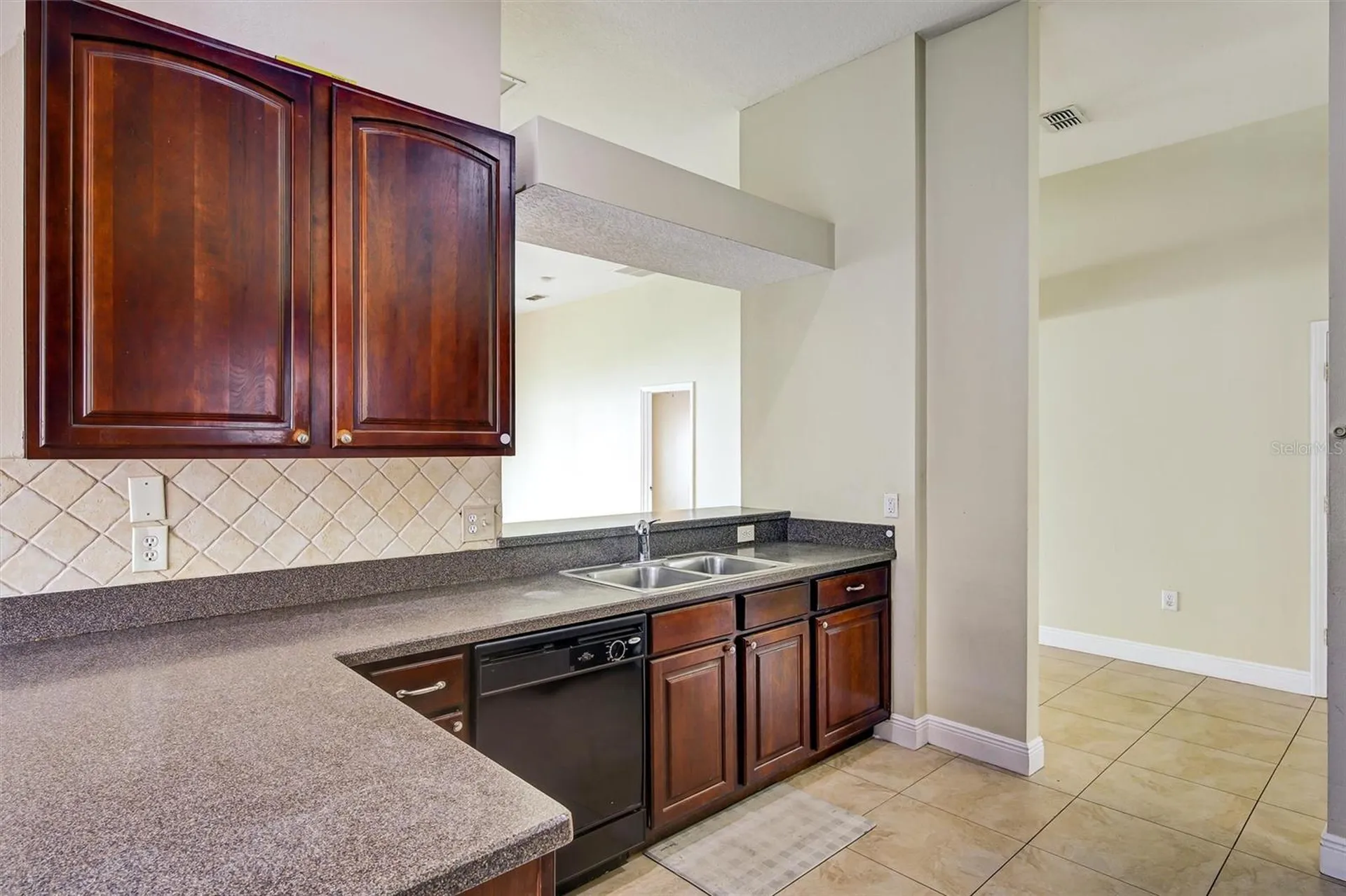2709 Lucas Lakes Lane Kissimmee FL 34744