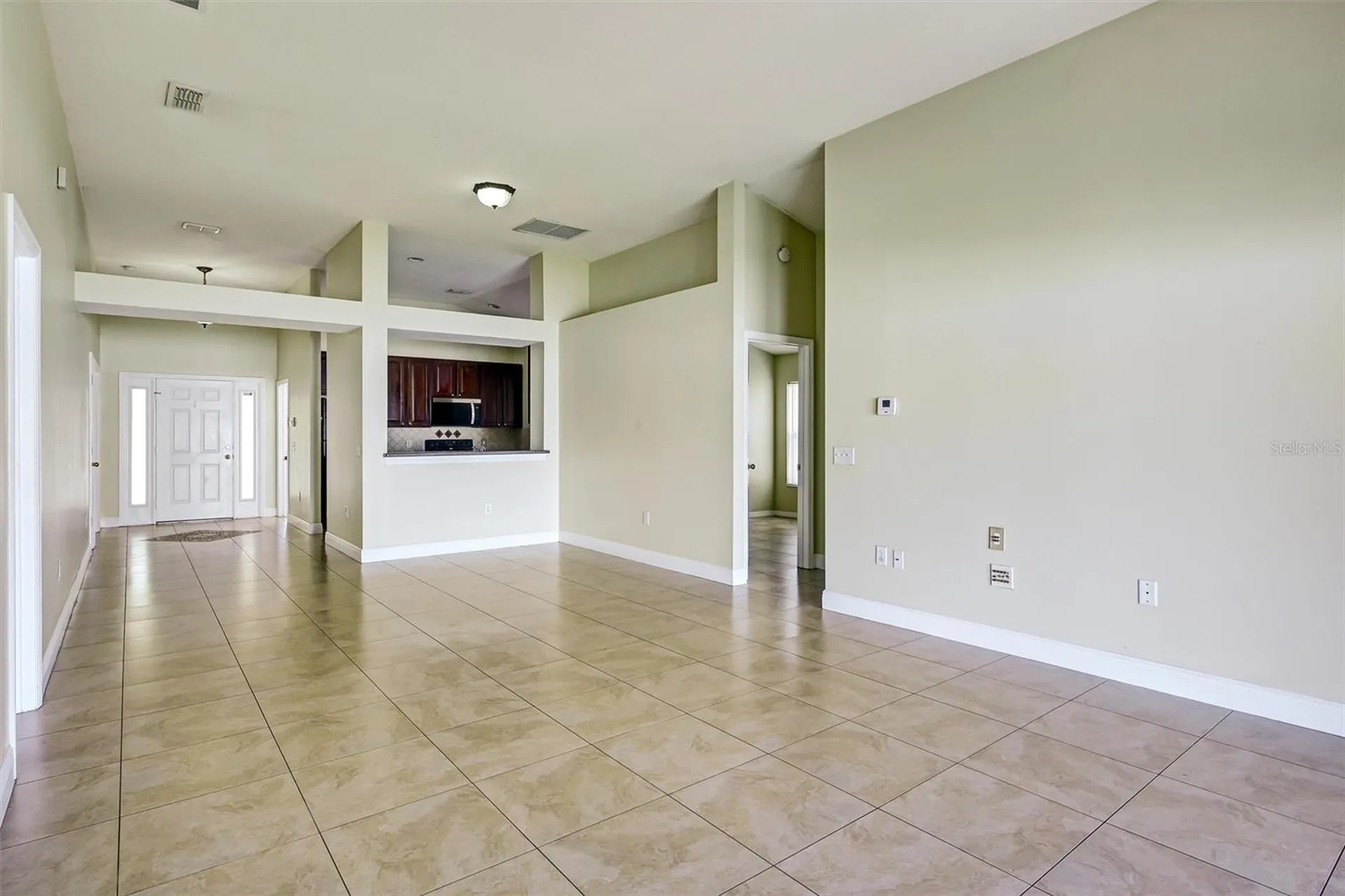2709 Lucas Lakes Lane Kissimmee FL 34744