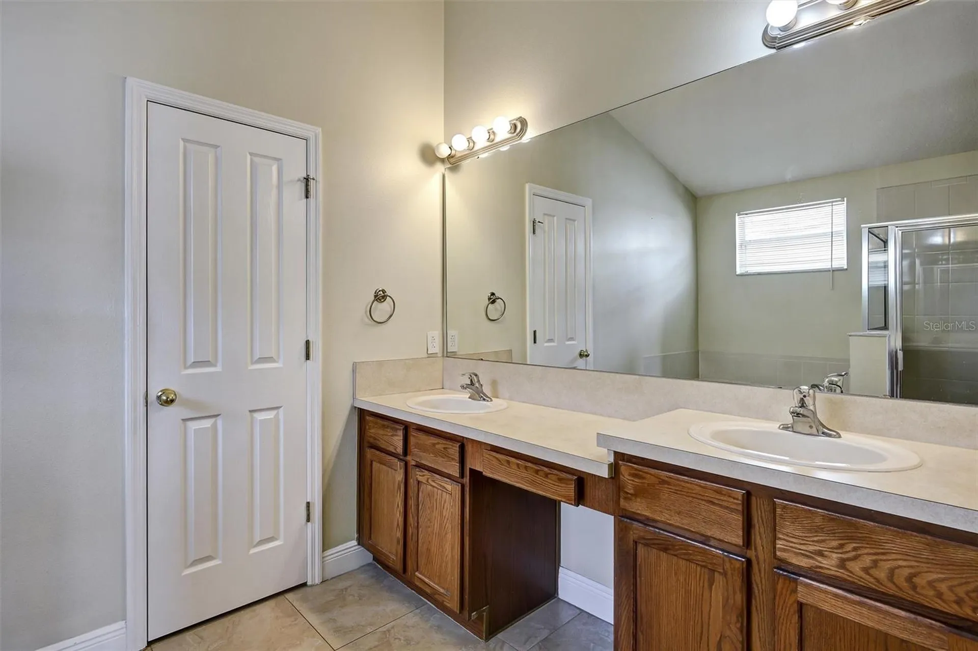 2709 Lucas Lakes Lane Kissimmee FL 34744