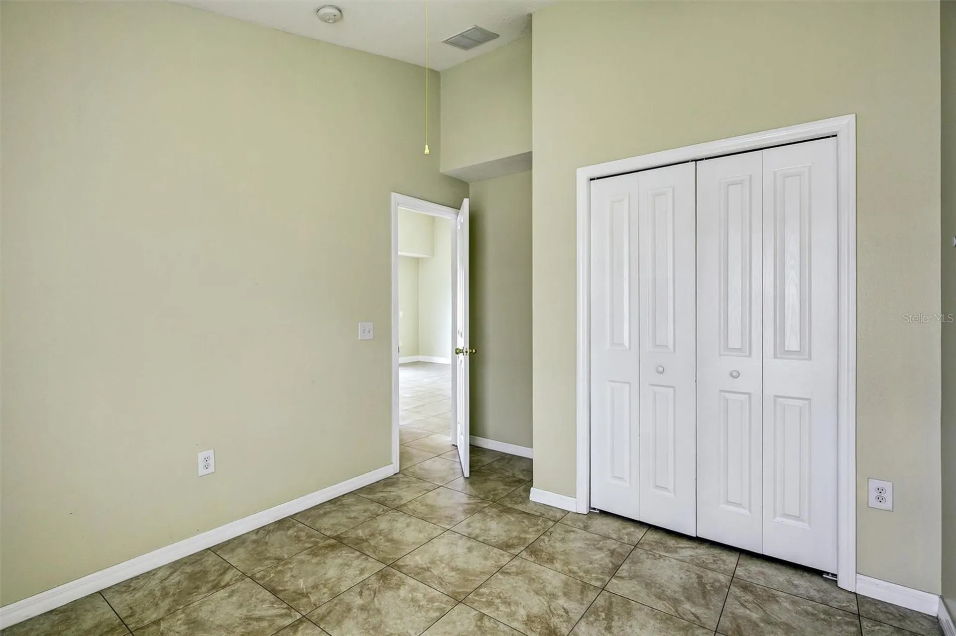 2709 Lucas Lakes Lane Kissimmee FL 34744