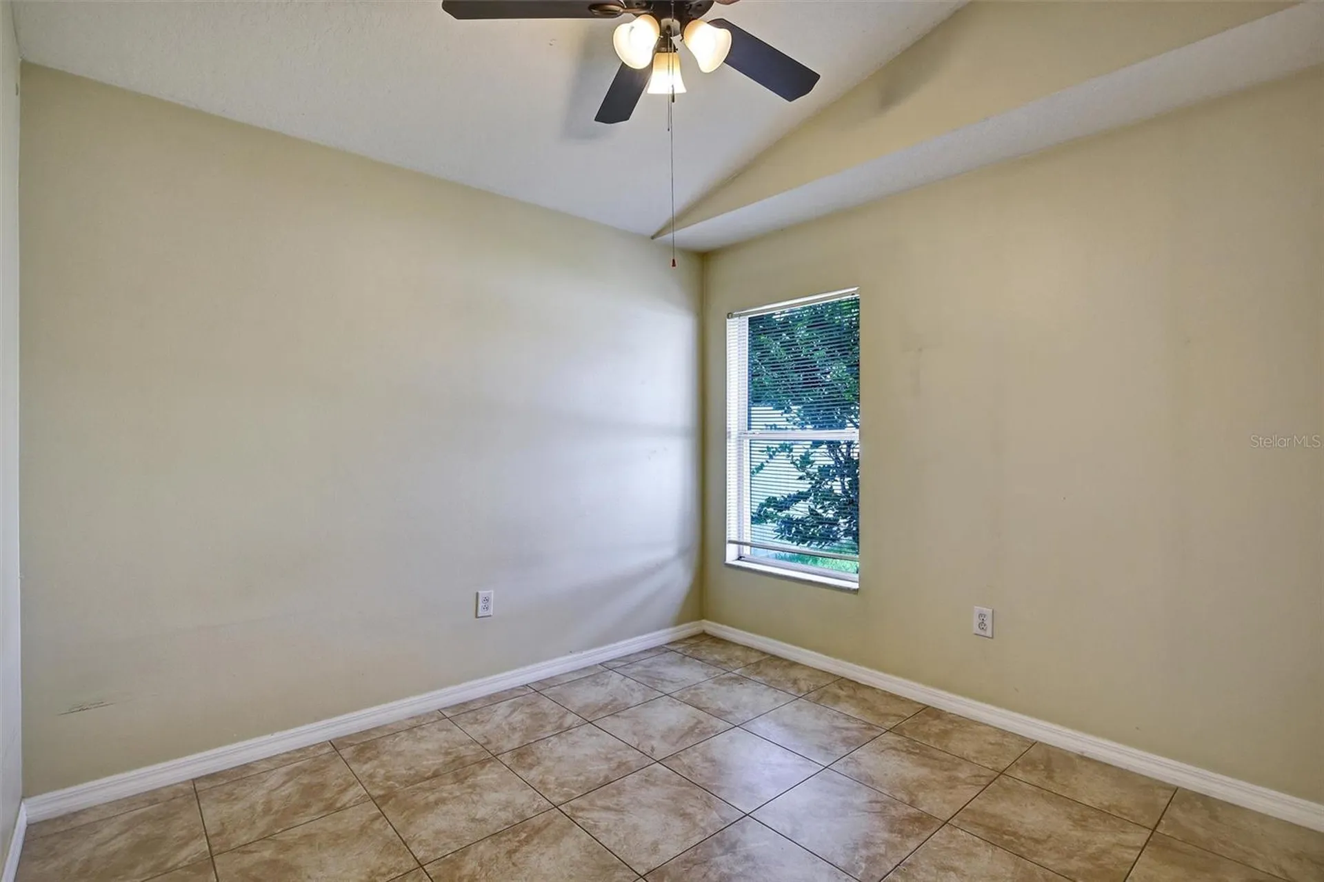 2709 Lucas Lakes Lane Kissimmee FL 34744