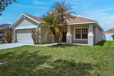2709 Lucas Lakes Lane Kissimmee FL 34744