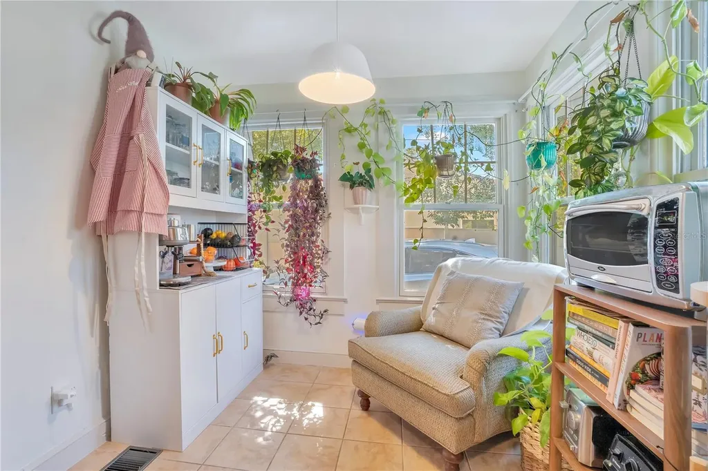 1602 Asher Lane Orlando FL 32803
