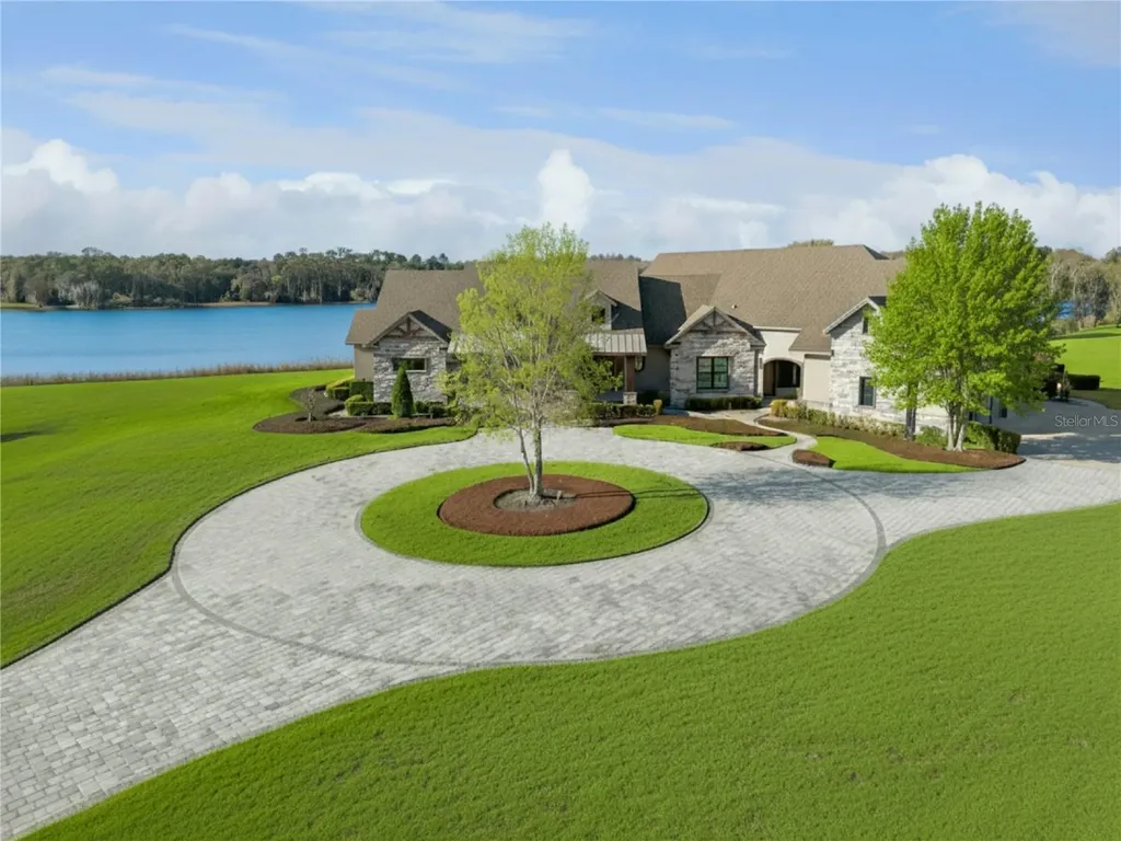 22151 Lake Seneca Road Eustis FL 32736