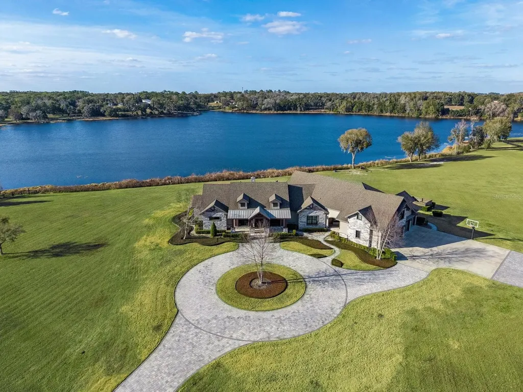 22151 Lake Seneca Road Eustis FL 32736