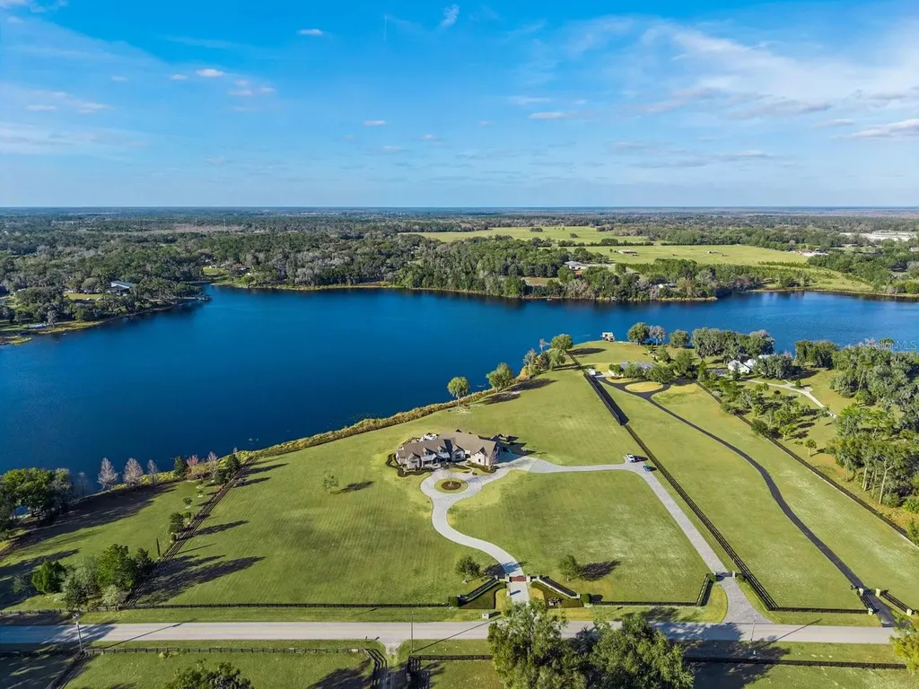 22151 Lake Seneca Road Eustis FL 32736