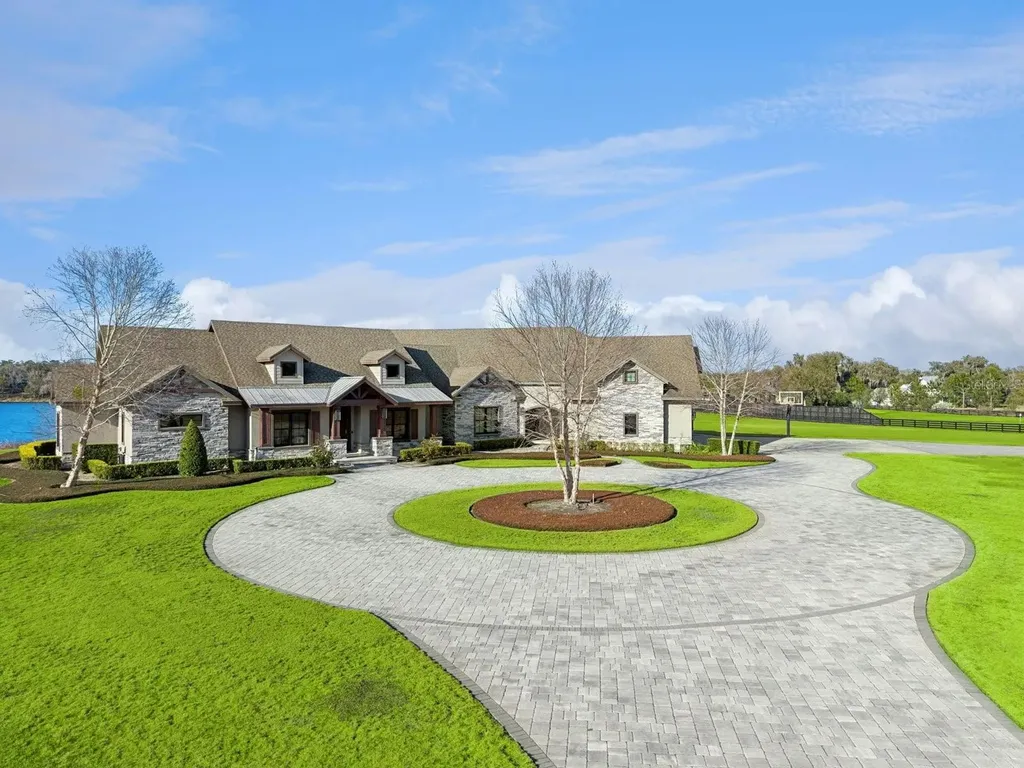 22151 Lake Seneca Road Eustis FL 32736