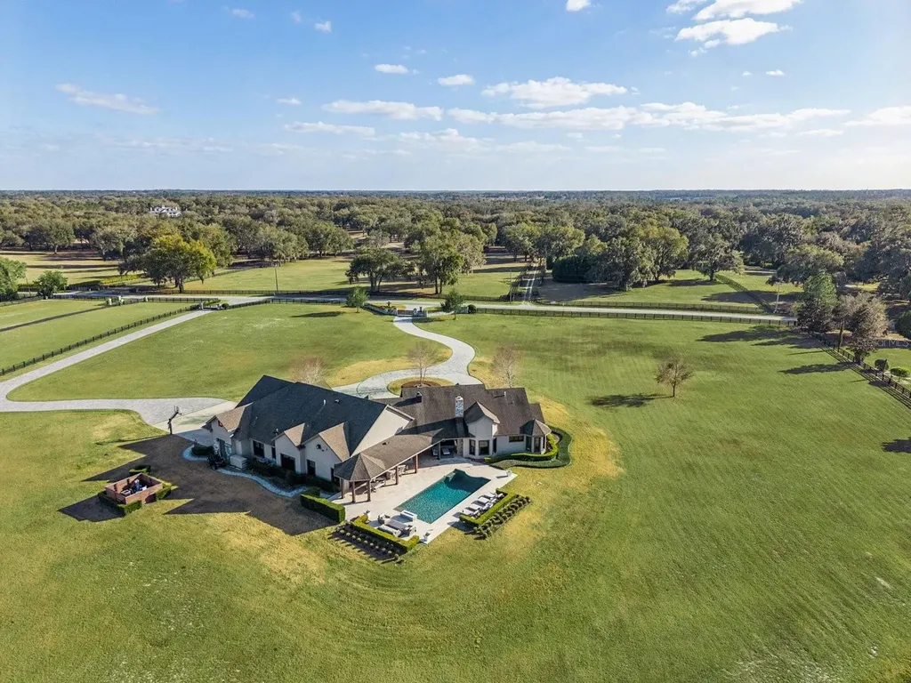 22151 Lake Seneca Road Eustis FL 32736