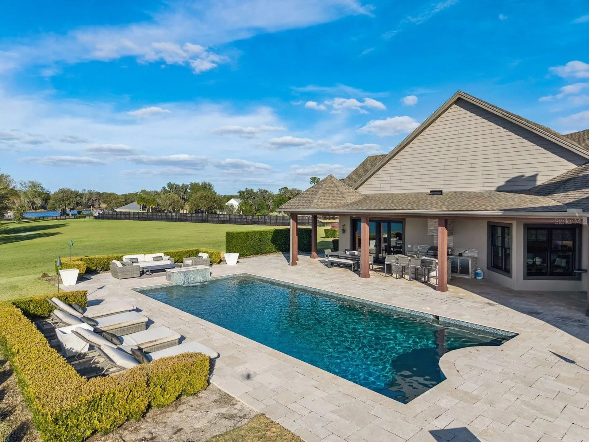 22151 Lake Seneca Road Eustis FL 32736