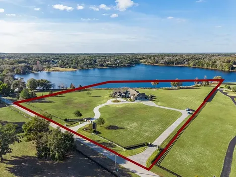 22151 Lake Seneca Road Eustis FL 32736