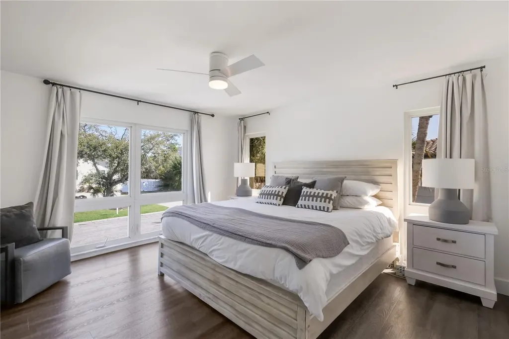 3908 Bayside Drive Bradenton FL 34210