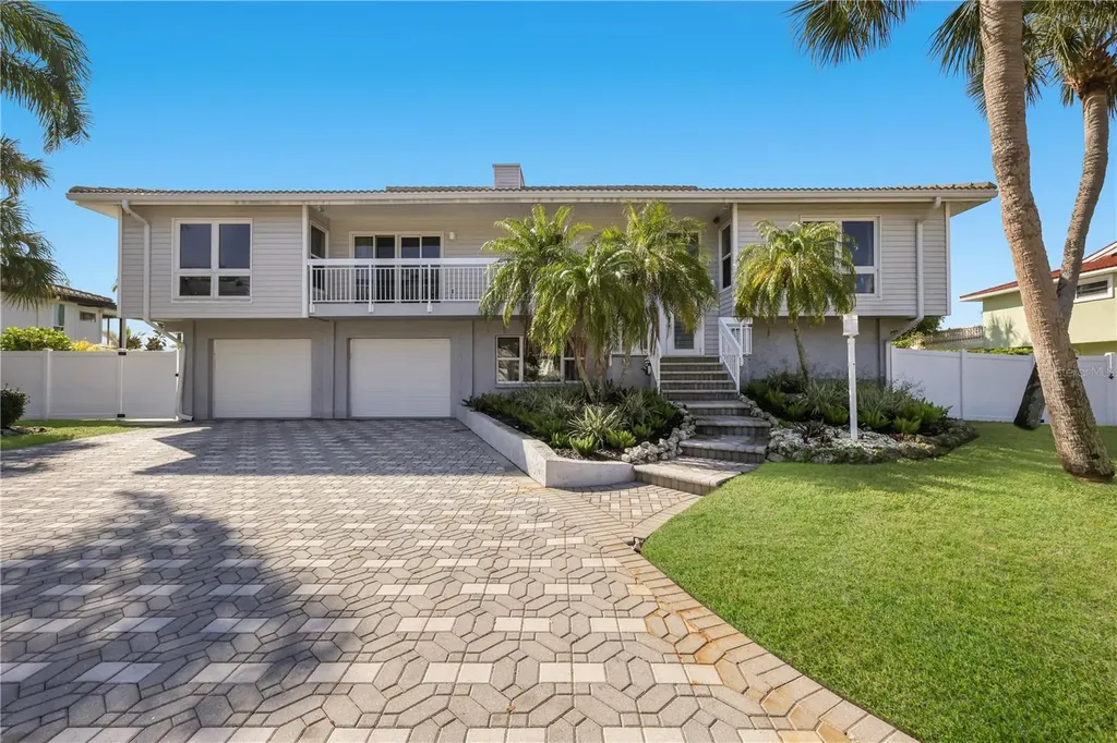 3908 Bayside Drive Bradenton FL 34210