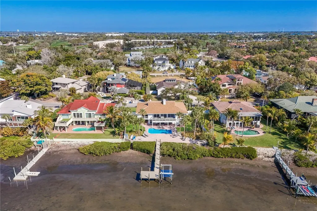 3908 Bayside Drive Bradenton FL 34210