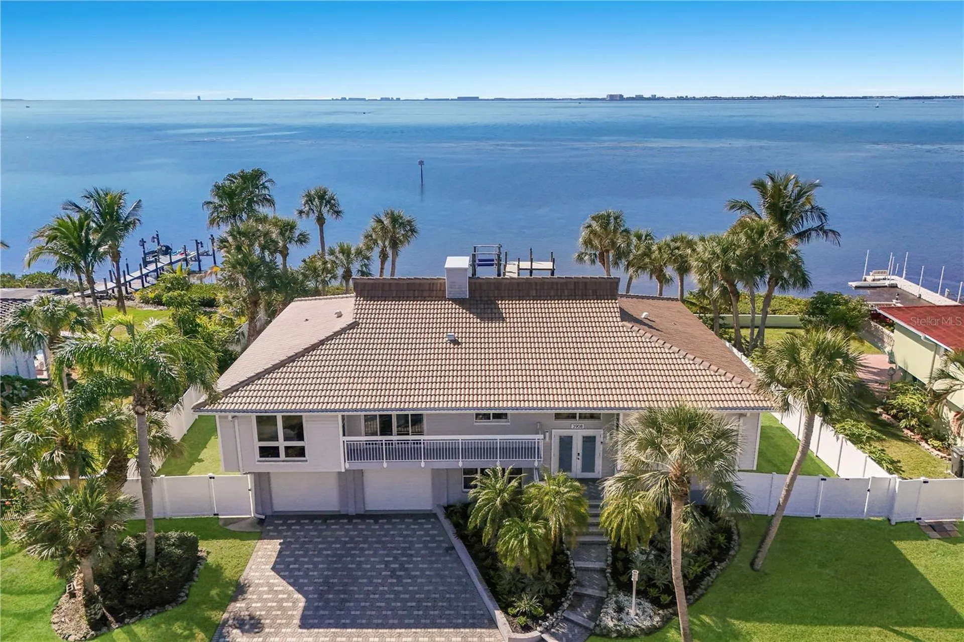 Bradenton FL, 3908 Bayside Drive