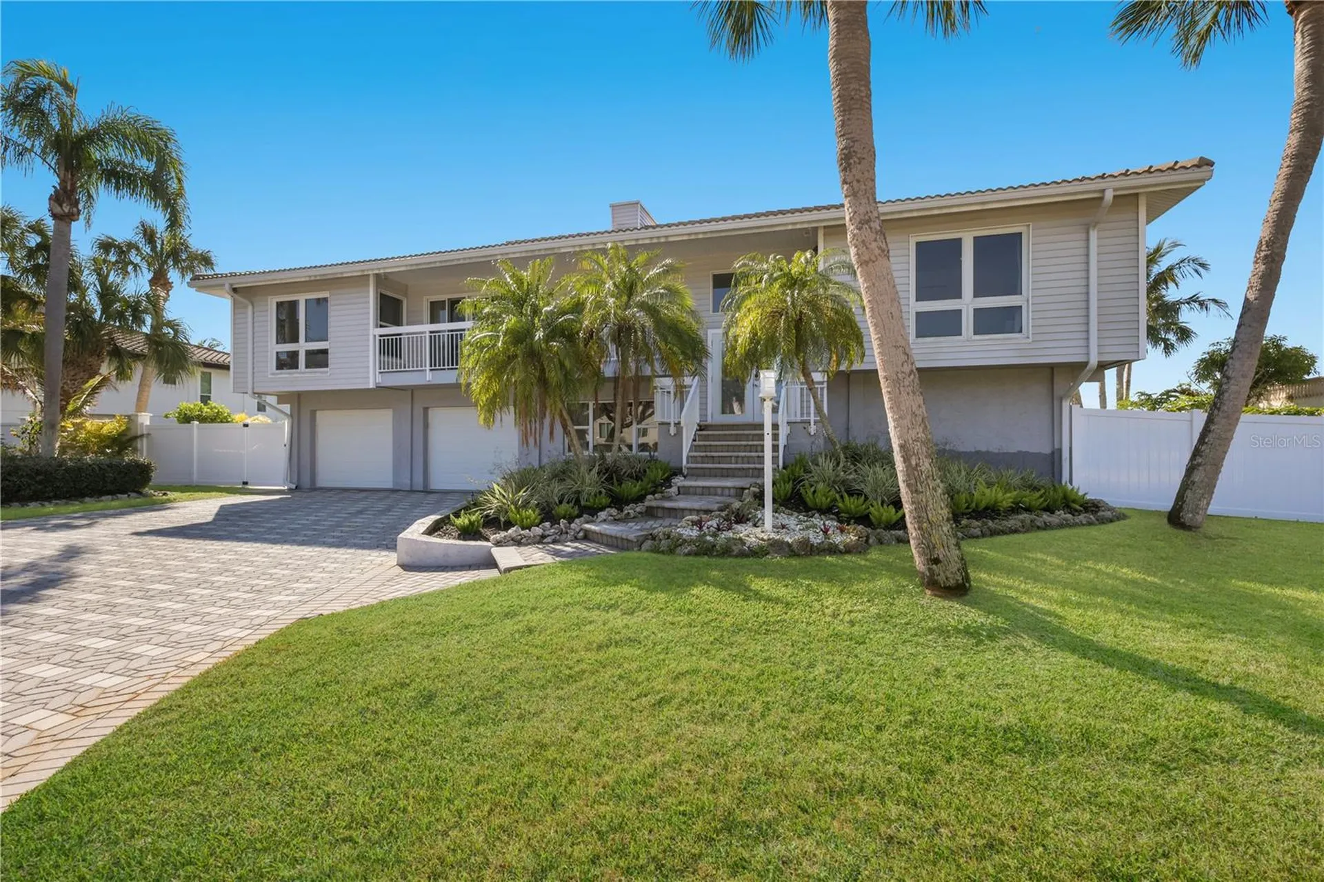3908 Bayside Drive Bradenton FL 34210