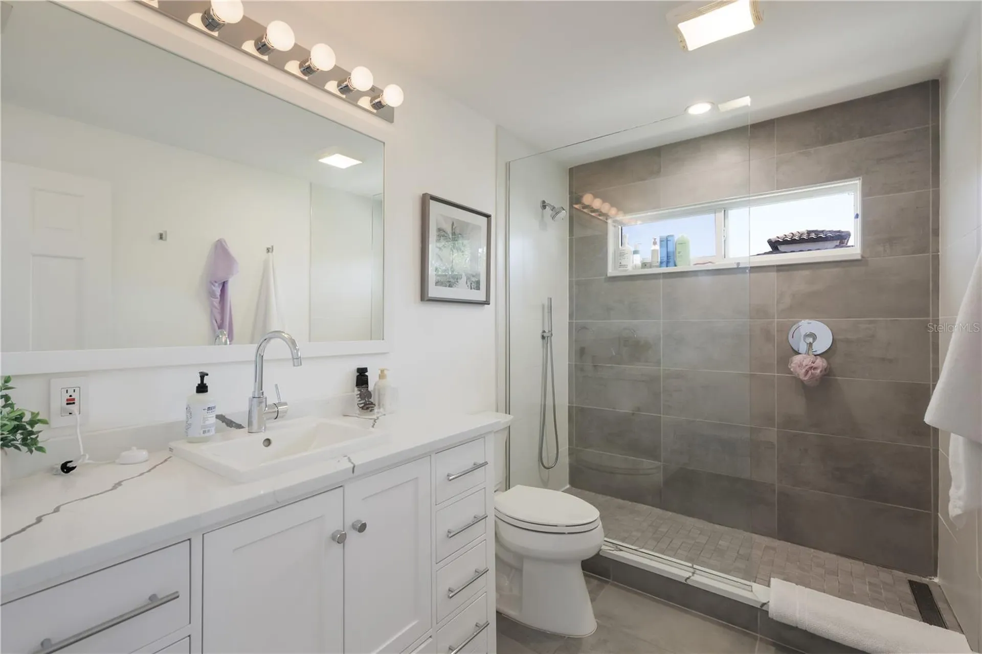 3908 Bayside Drive Bradenton FL 34210