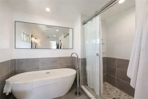 3908 Bayside Drive Bradenton FL 34210