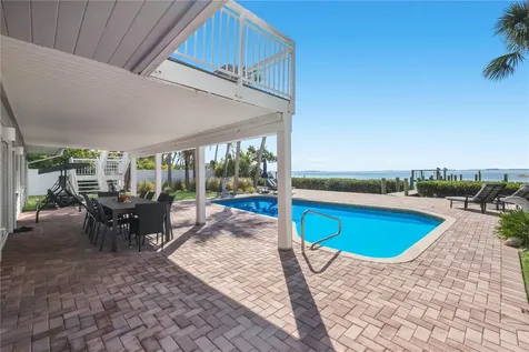 3908 Bayside Drive Bradenton FL 34210
