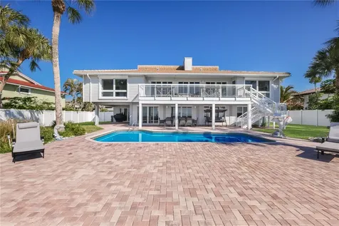 3908 Bayside Drive Bradenton FL 34210