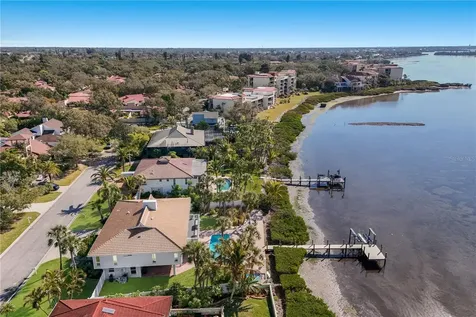 3908 Bayside Drive Bradenton FL 34210