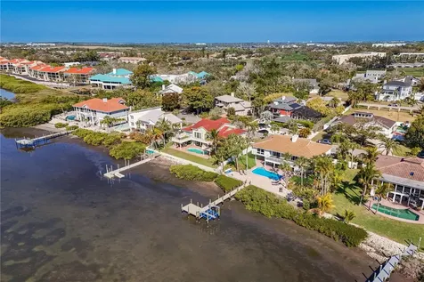 3908 Bayside Drive Bradenton FL 34210