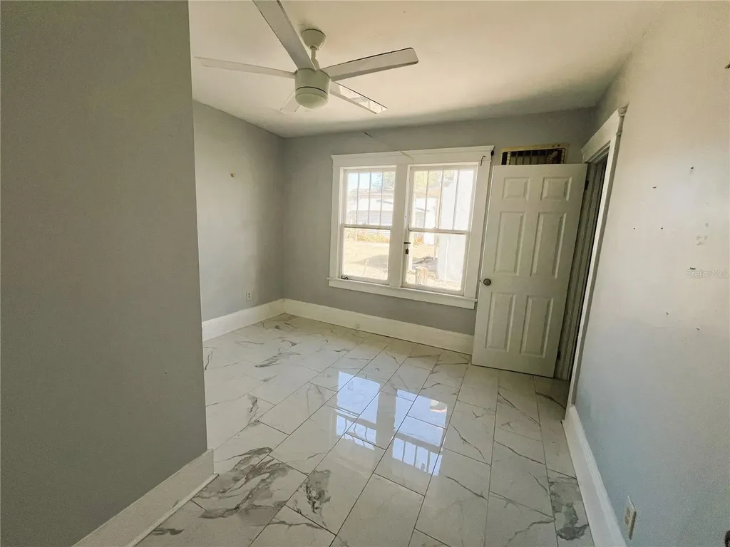 318 Hobart Avenue Daytona Beach FL 32114