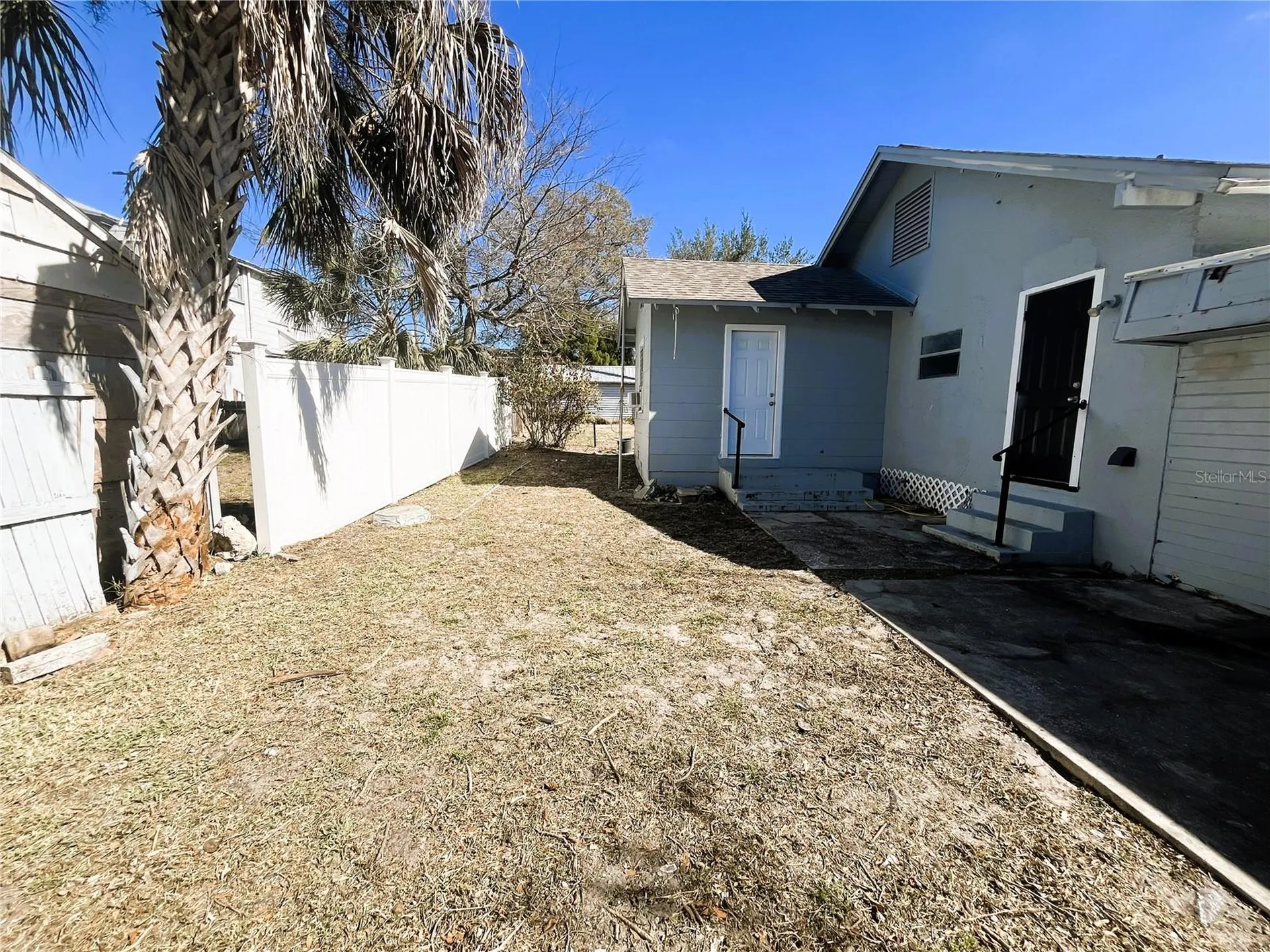 318 Hobart Avenue Daytona Beach FL 32114