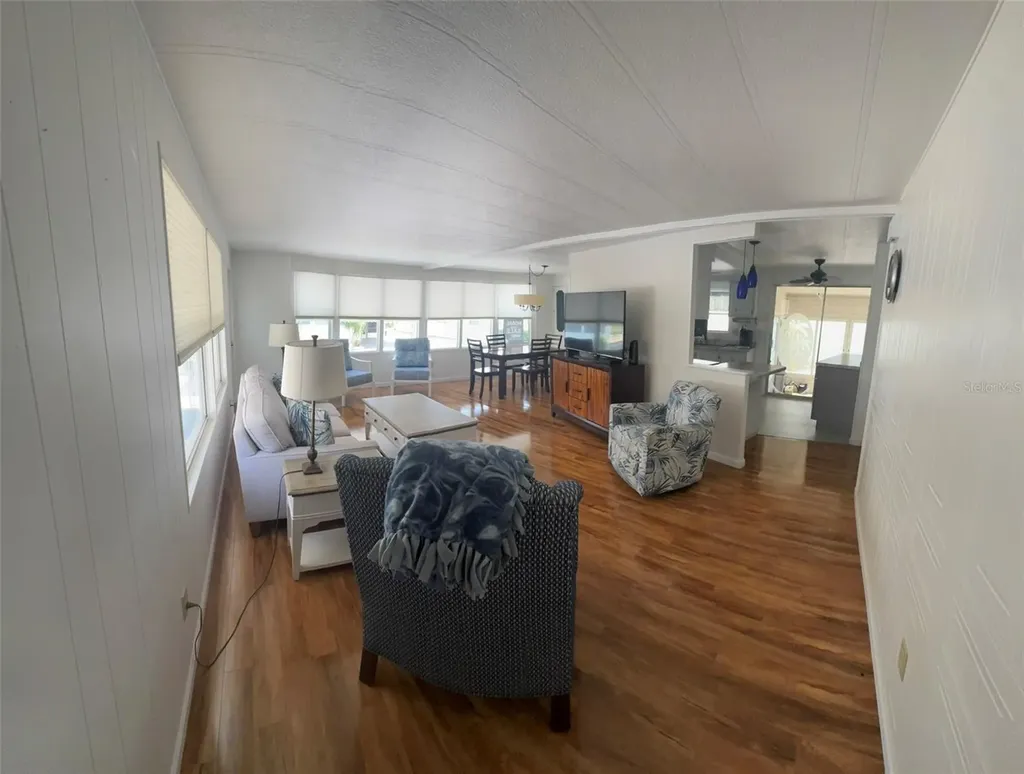 3301 Alt 19 Dunedin FL 34698