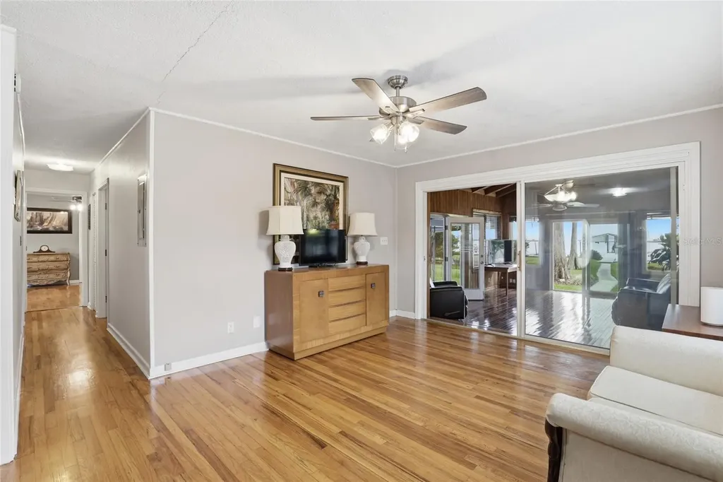 8096 SW County Road 18 Hampton FL 32044