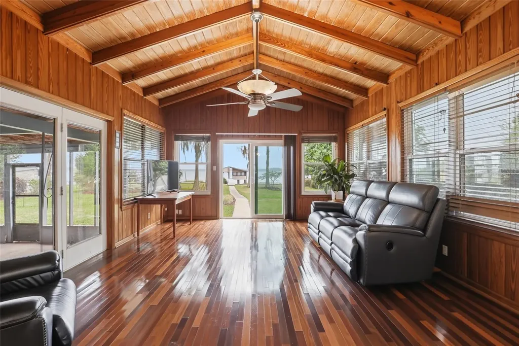 8096 SW County Road 18 Hampton FL 32044