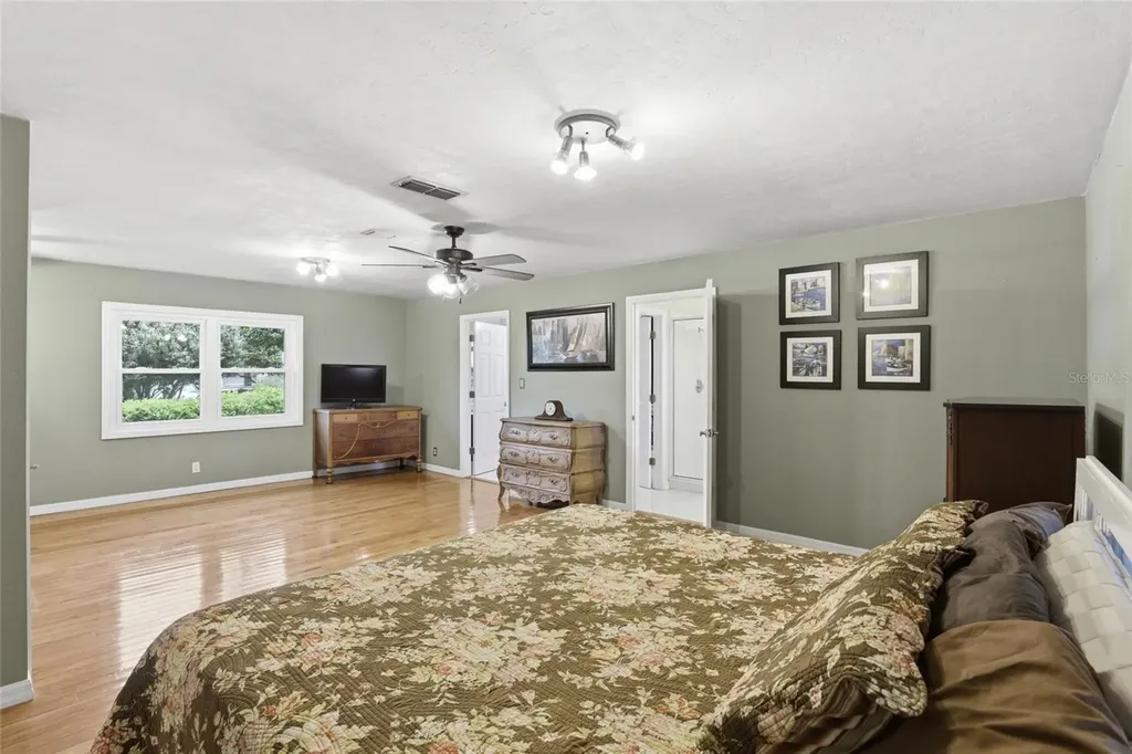 8096 SW County Road 18 Hampton FL 32044