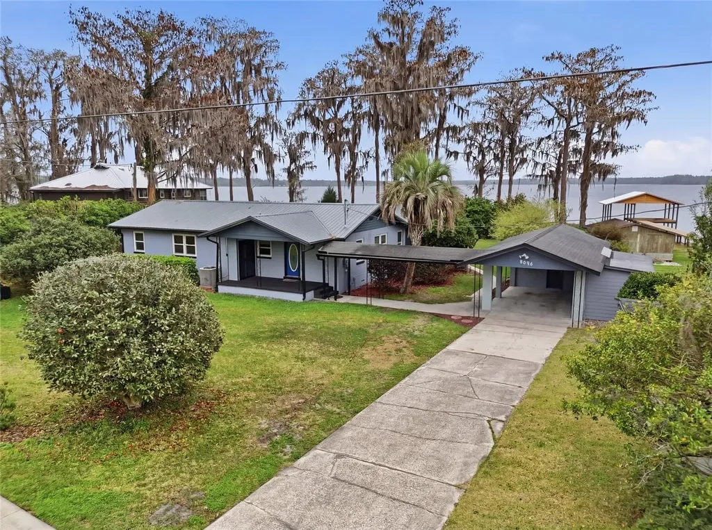 8096 SW County Road 18 Hampton FL 32044