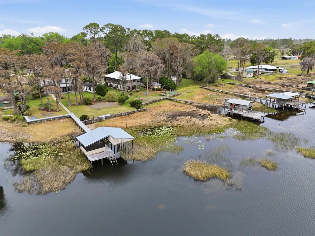 8096 SW County Road 18 Hampton FL 32044