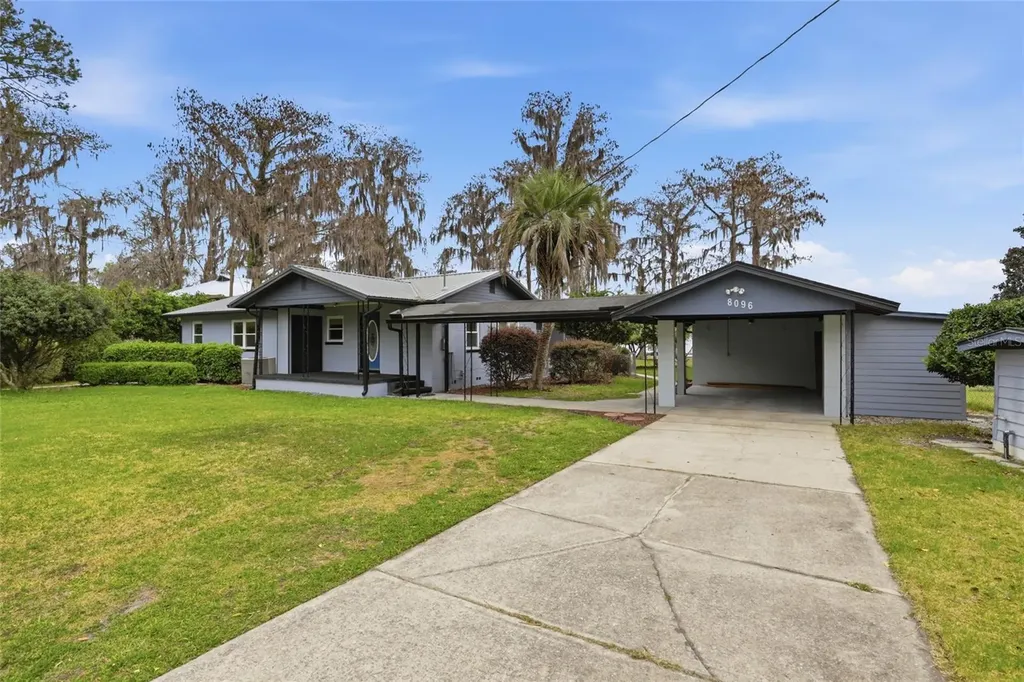 8096 SW County Road 18 Hampton FL 32044