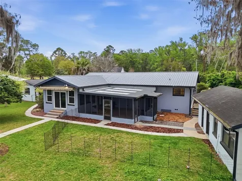 8096 SW County Road 18 Hampton FL 32044