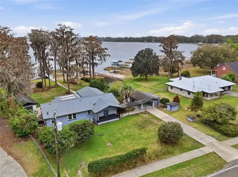 8096 SW County Road 18 Hampton FL 32044