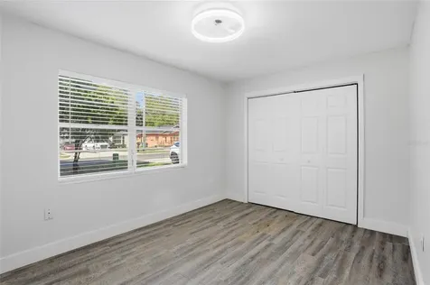 2014 Bates Avenue Eustis FL 32726